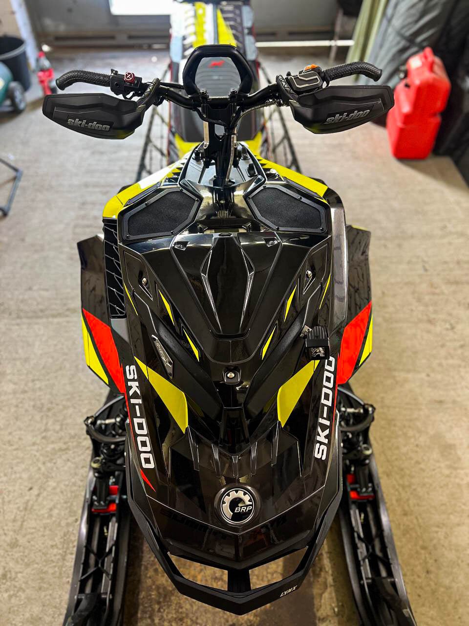 Комплект наклеек в дизайне Breach для SKI-DOO