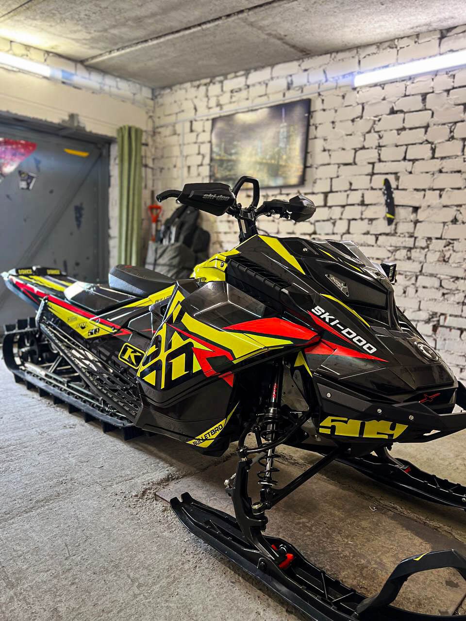 Комплект наклеек в дизайне Breach для SKI-DOO