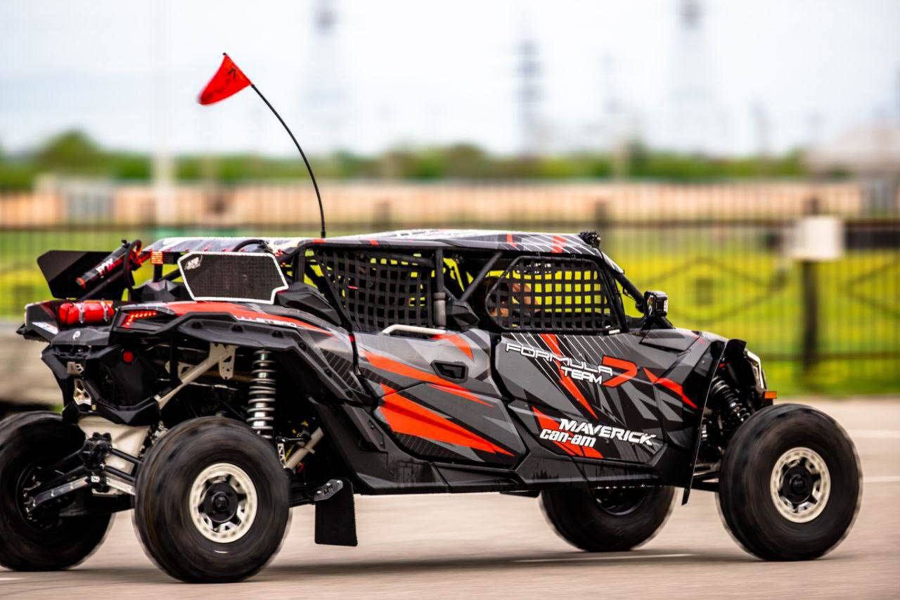 Комплект наклеек в дизайне Dinamic Blade для CAN-AM