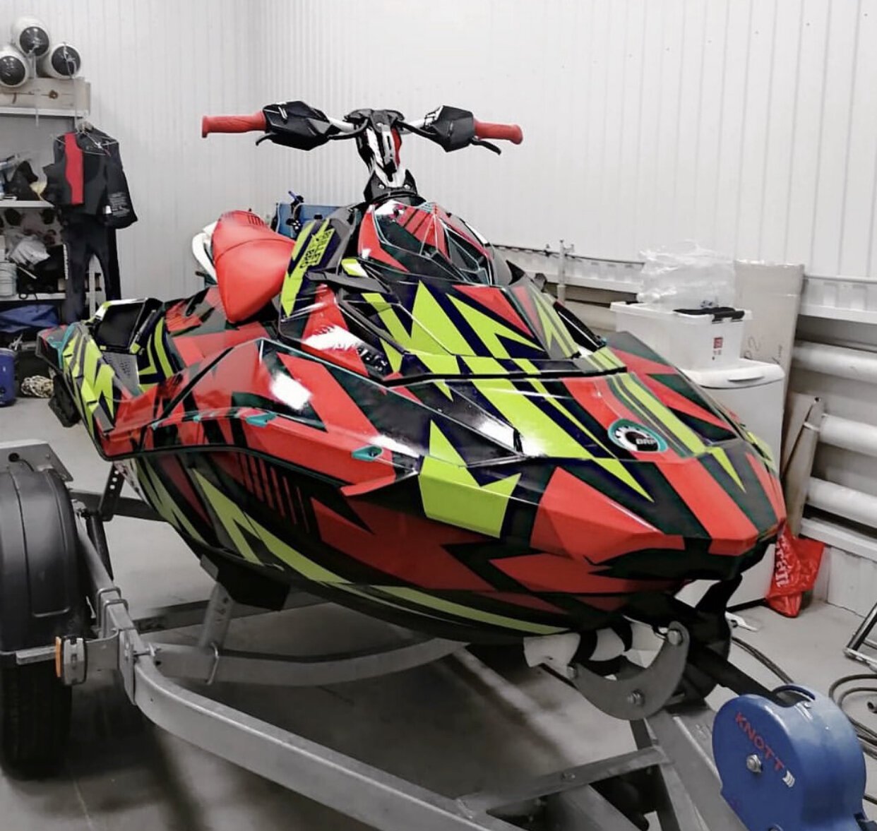Комплект наклеек в дизайне SHELL SHOCK на SEA-DOO SPARK