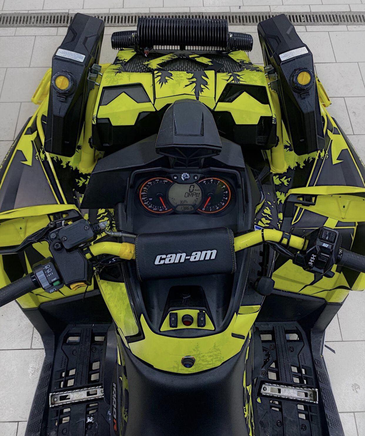Комплект наклеек в дизайне RIDGE для CAN-AM OUTLANDER G2 