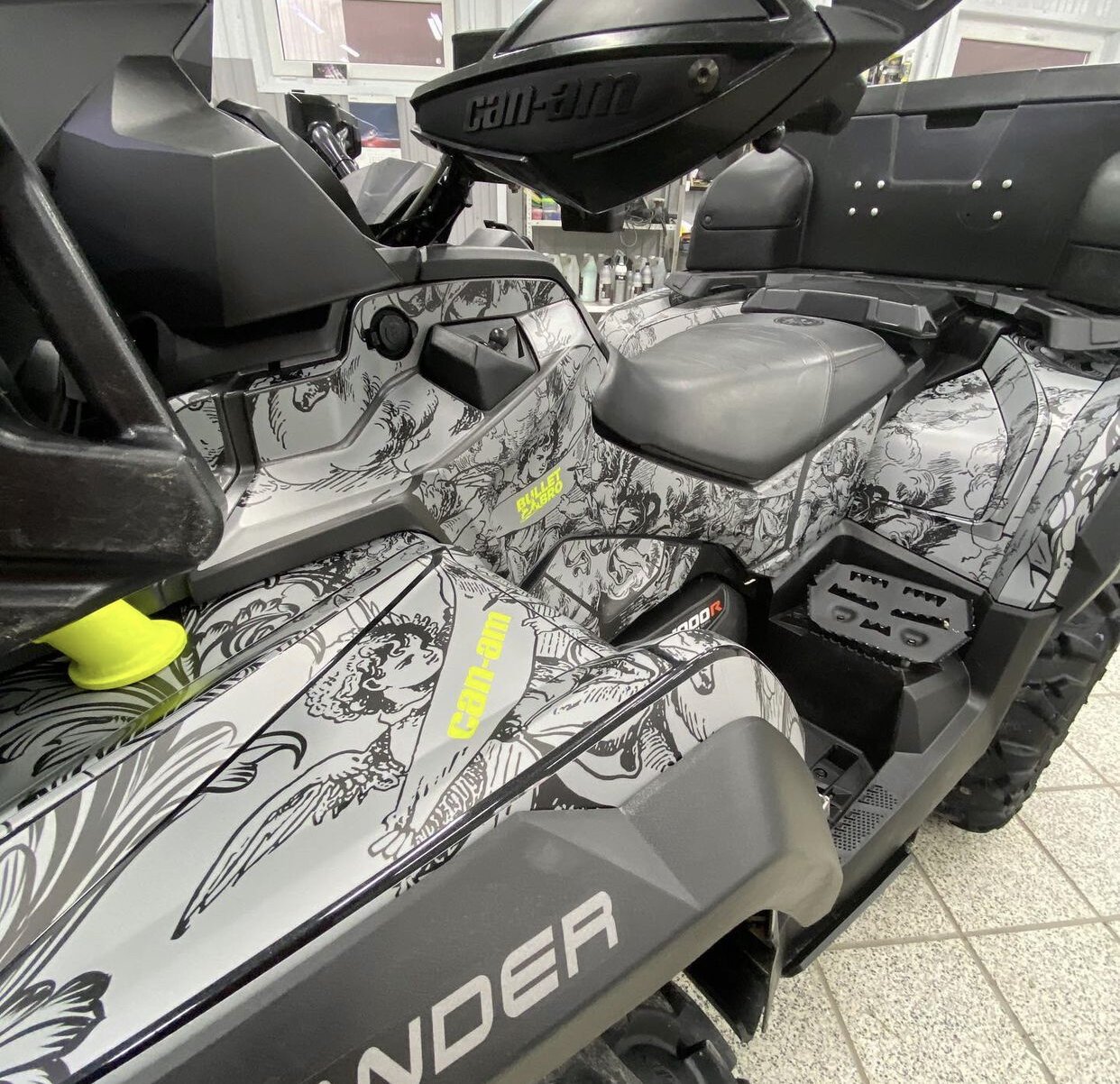 Комплект наклеек в дизайне ANTIQUE для CAN-AM OUTLANDER G2