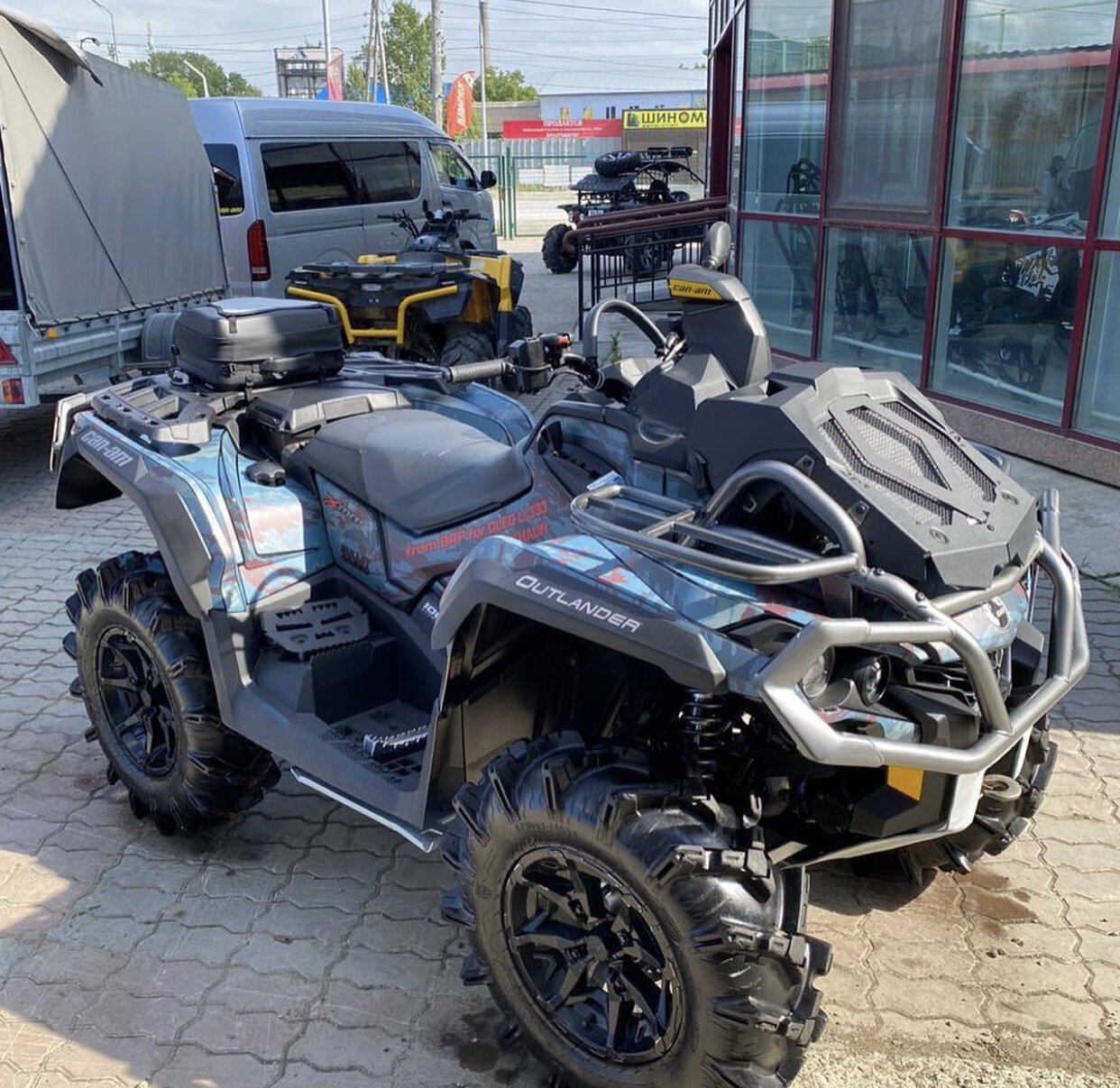 Комплект наклеек в дизайне MACO CAMO для CAN-AM OUTLANDER G2