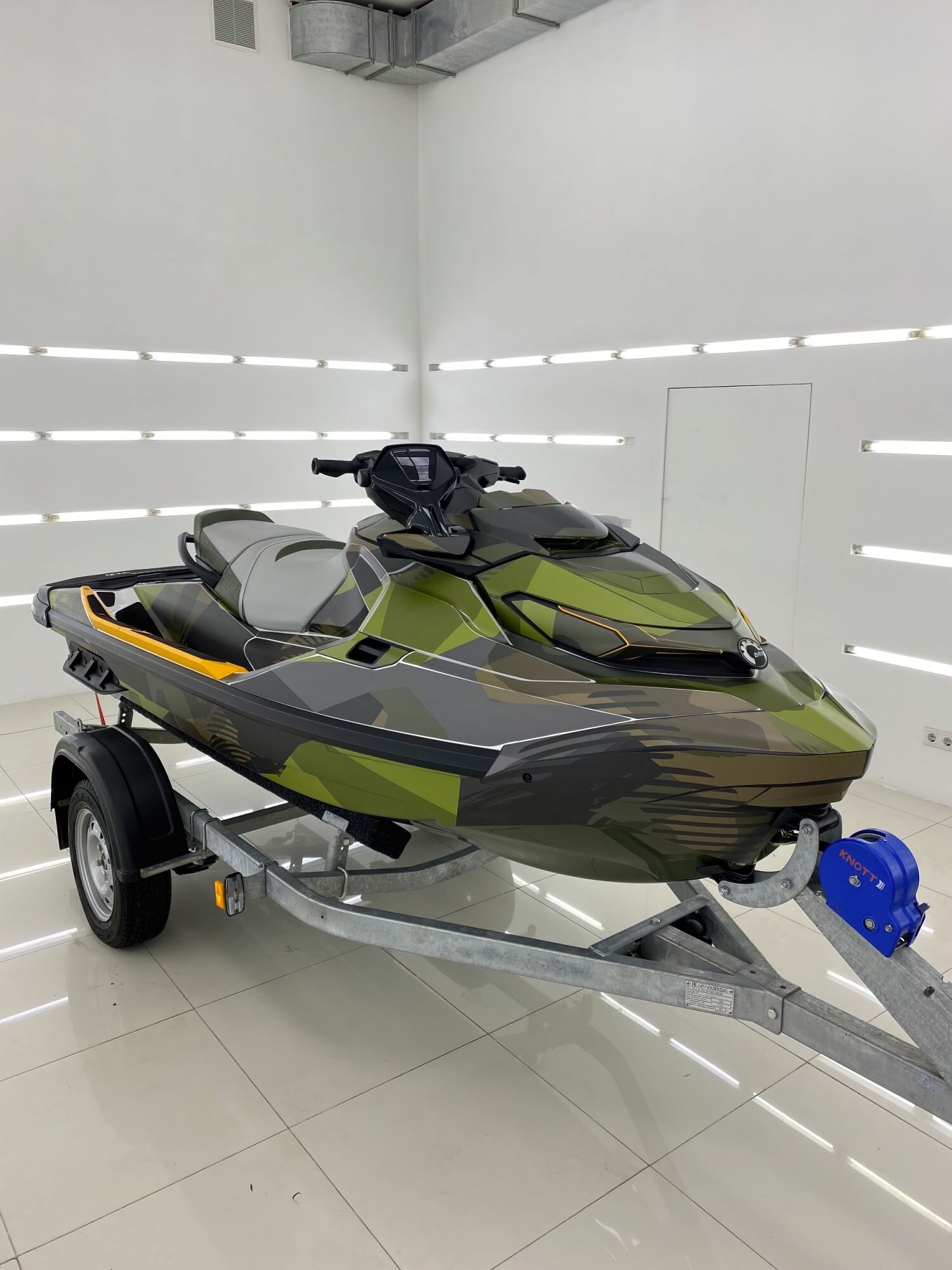 Комплект наклеек CAMO на снегоход - Sea - Doo Fish-pro
