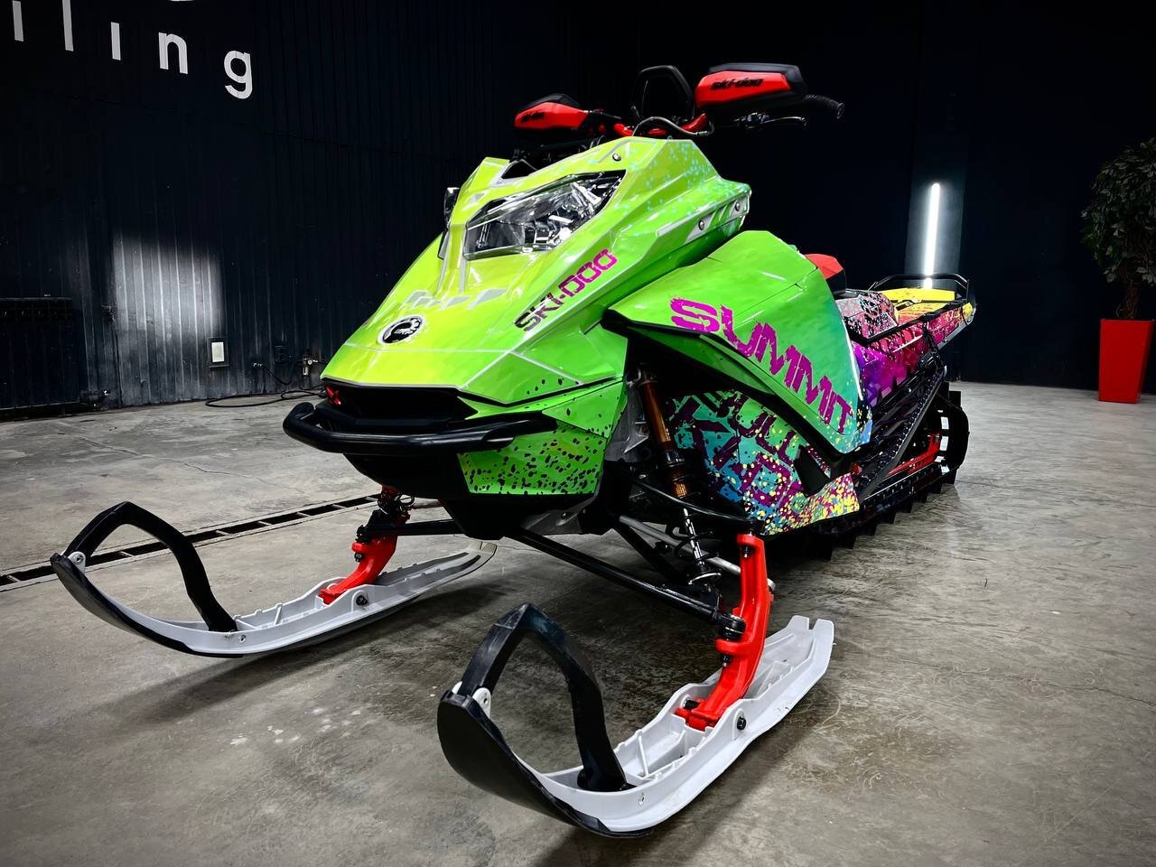 Комплект наклеек в дизайне Future для SKI-DOO