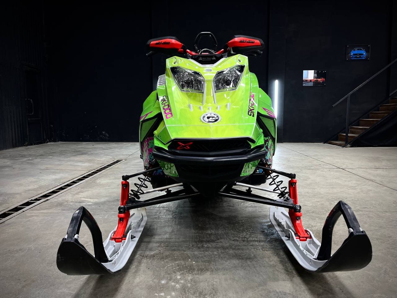 Комплект наклеек в дизайне Future для SKI-DOO