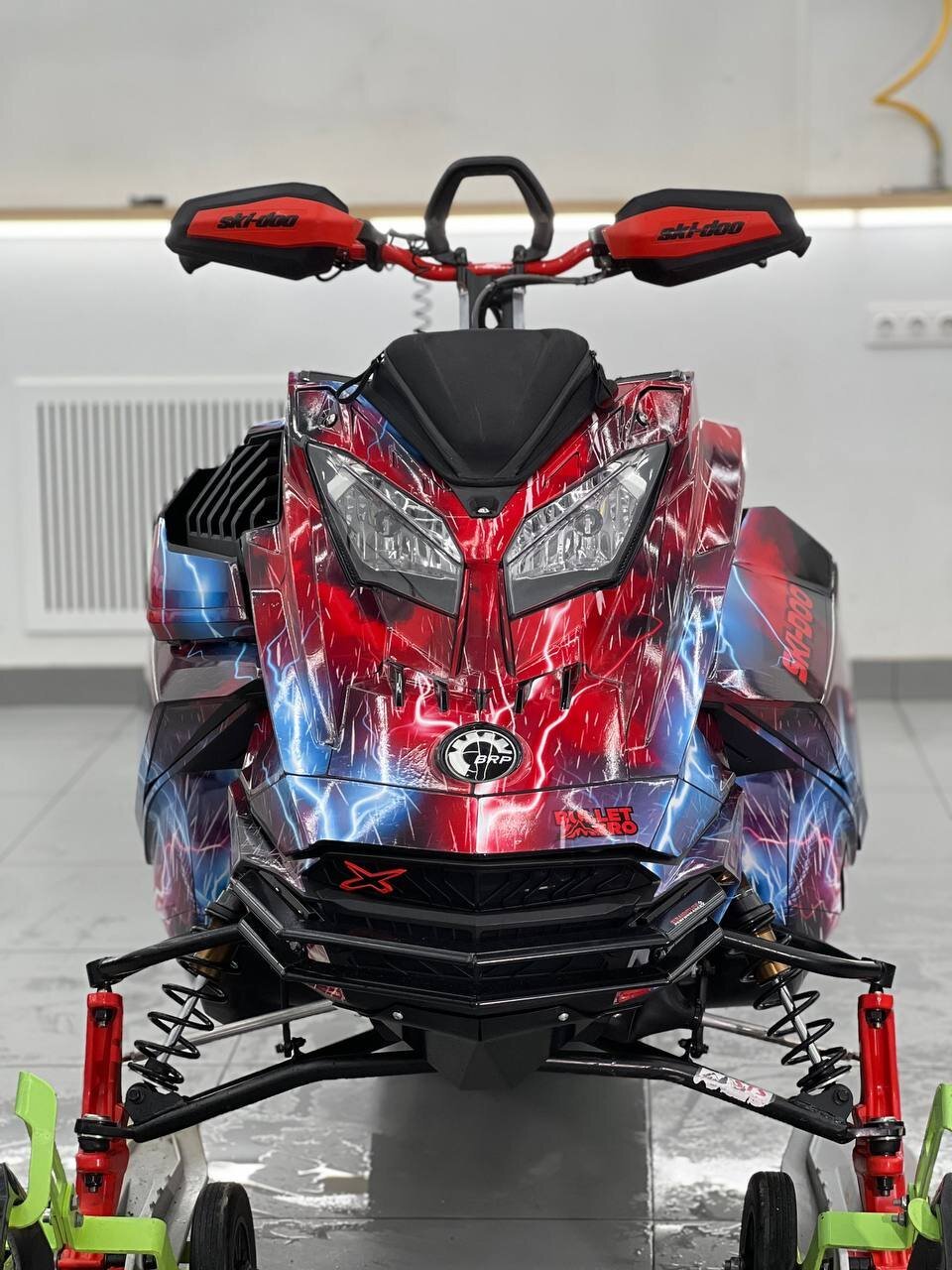 Комплект наклеек в дизайне THOR для SKI-DOO