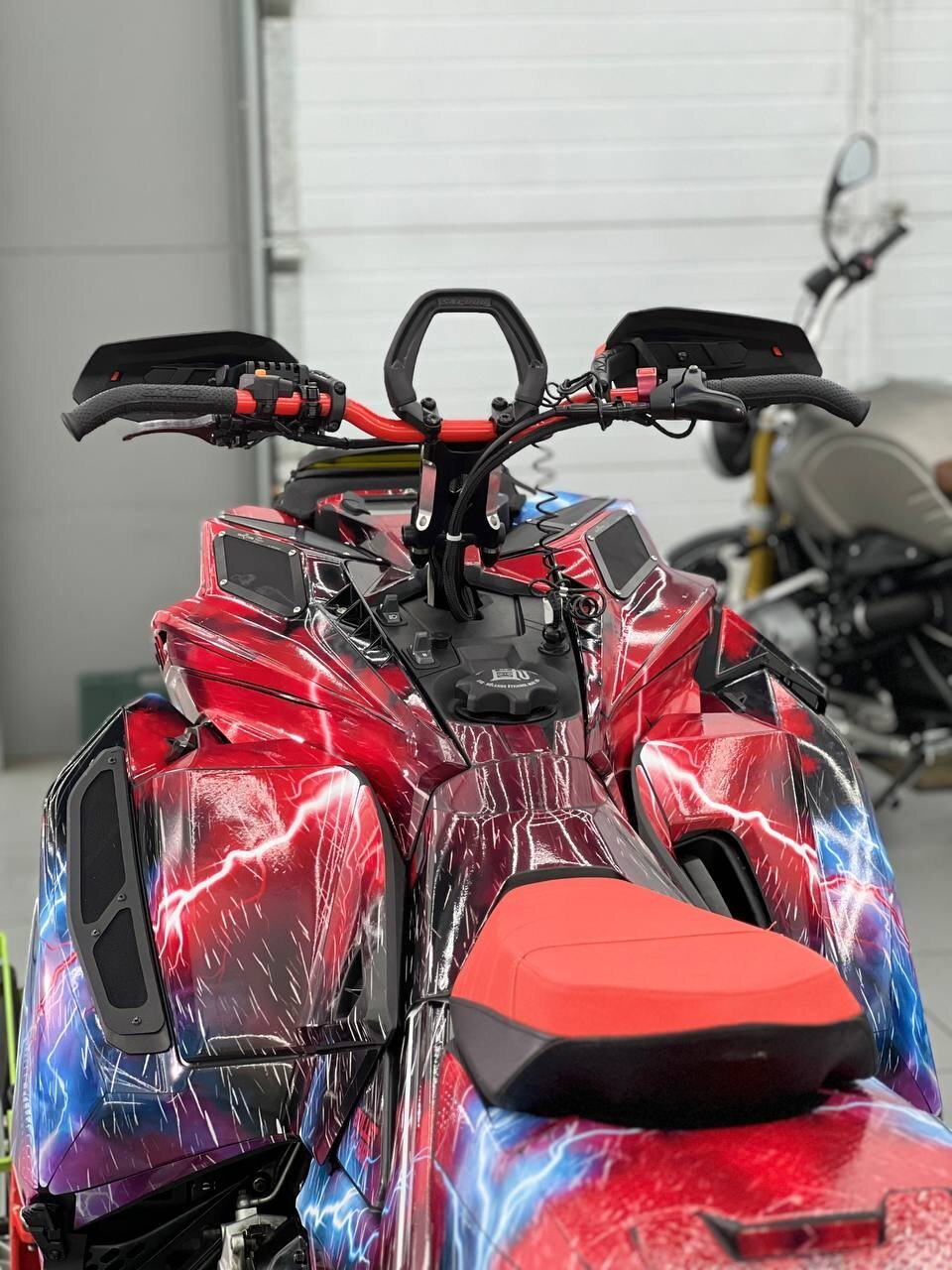 Комплект наклеек в дизайне THOR для SKI-DOO
