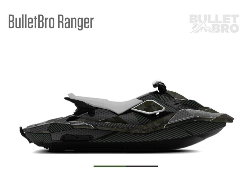 Тёмно-зелёный