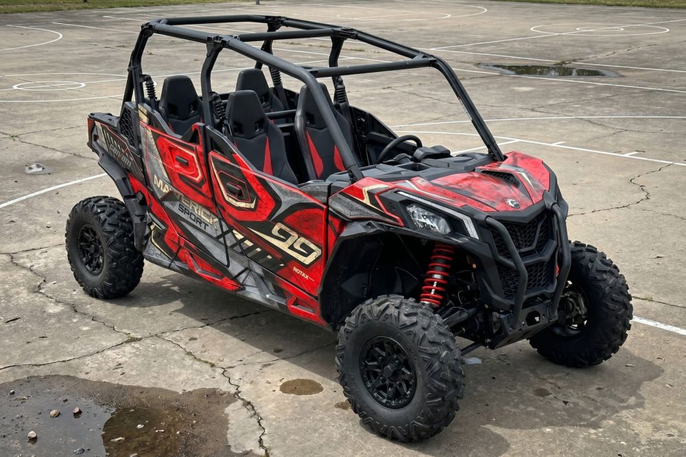 Наклейки на багги Maverick sport MAX