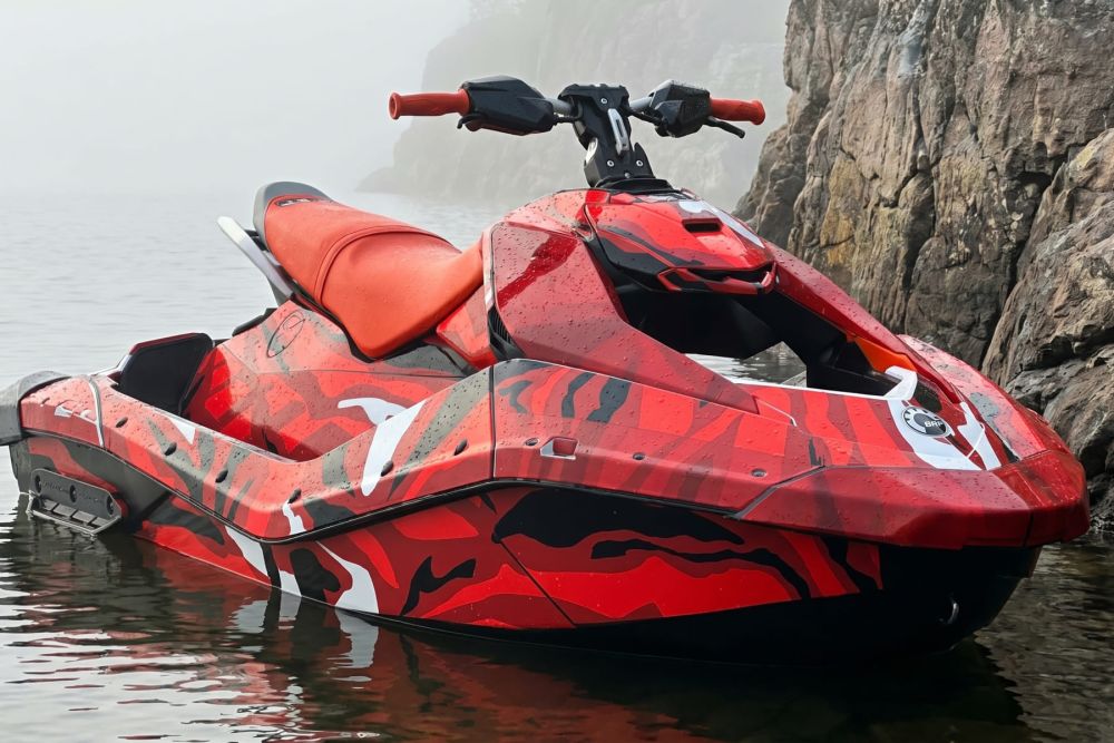 Наклейки пленка на гидроцикл BRP SEA-DOO SPARK