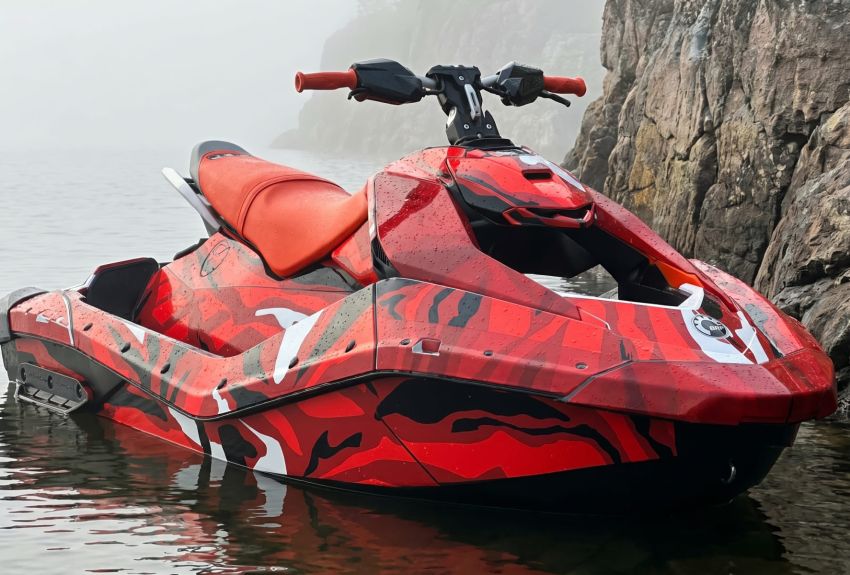 Наклейки пленка на гидроцикл BRP SEA-DOO SPARK