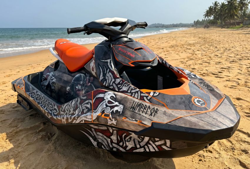 Наклейки пленка на гидроцикл BRP SEA-DOO SPARK