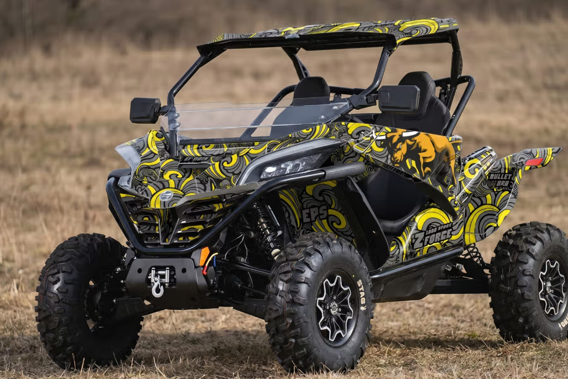 Спортивный багги CFMOTO ZFORCE 1000 Sport в яркой графике от Bulletbro