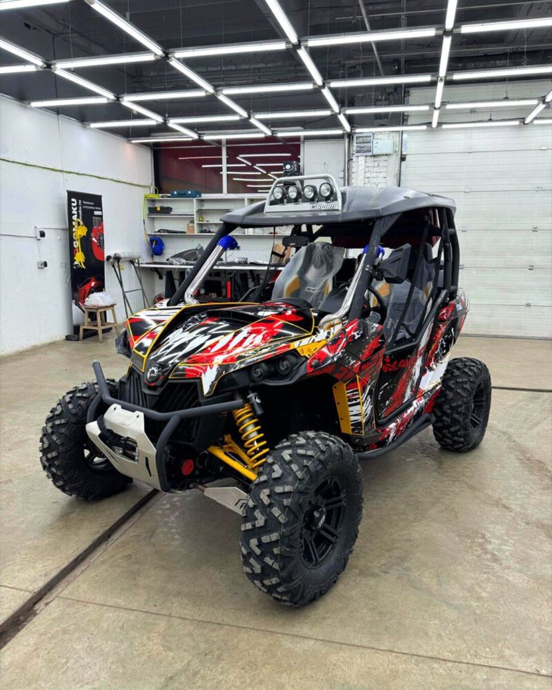 Venom CAN-AM · MAVERICK 1000R