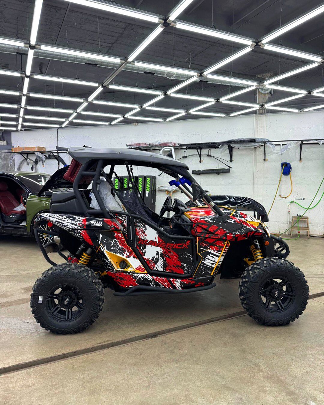 Venom на CAN-AM MAVERICK 1000R