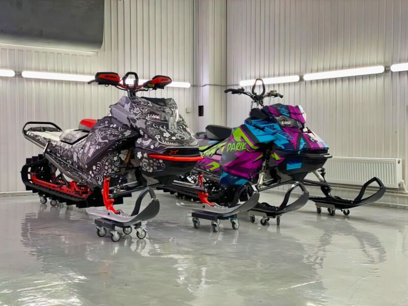 Индивидуальный дизайн SKI-DOO · REV-GEN4 2021-2022