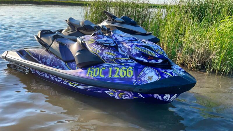 Индивидуальный дизайн SEA-DOO · RXP-X 2021+