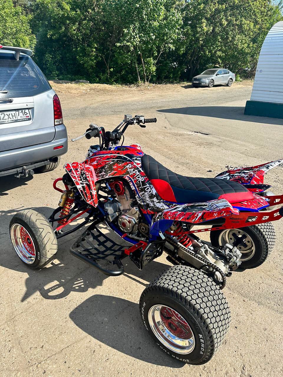 Venom на YAMAHA RAPTOR/YFM 700