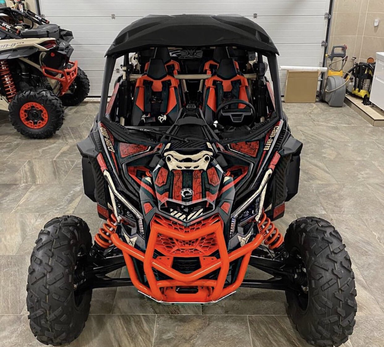 Bull Power на CAN-AM MAVERICK X3 MAX