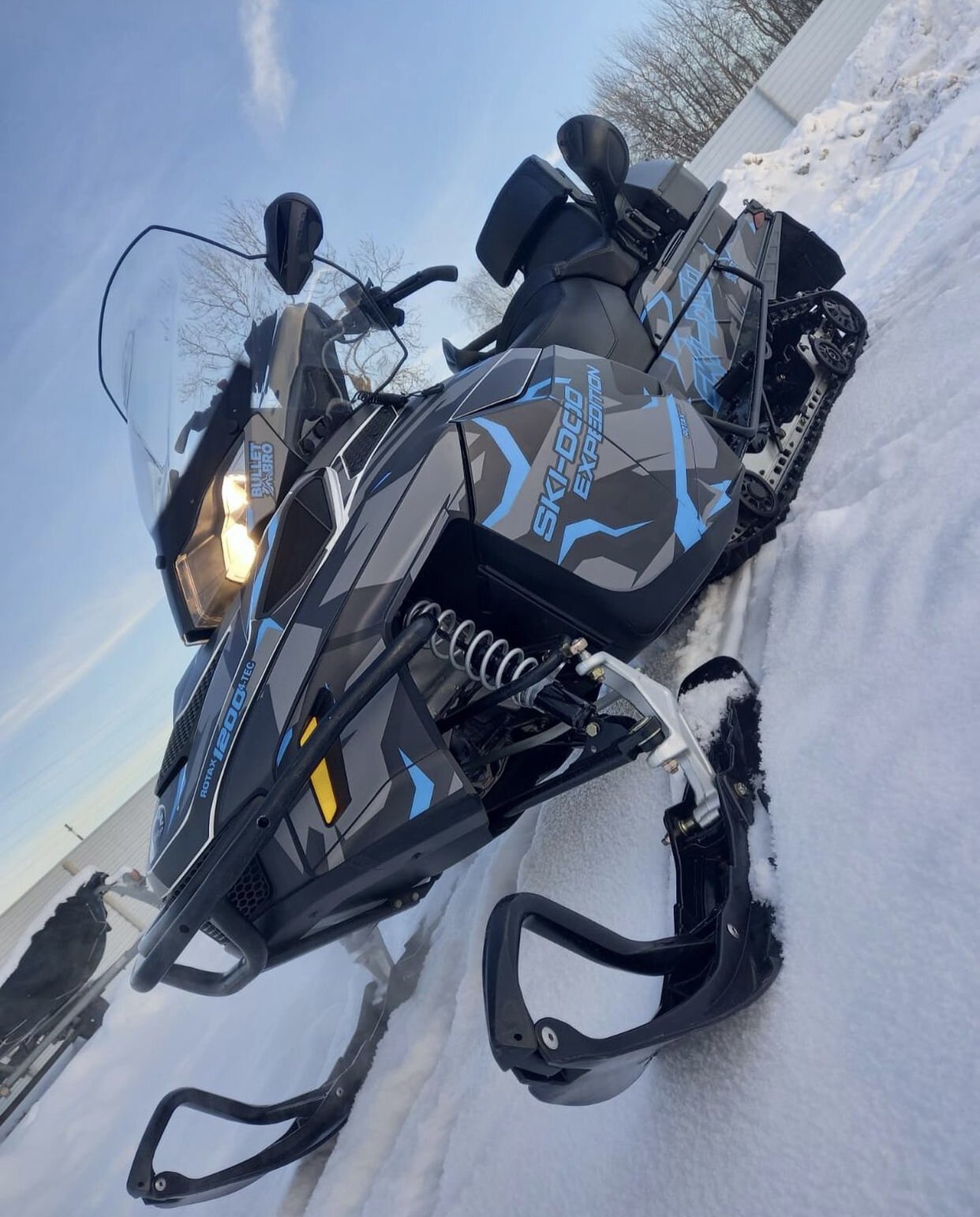Dazzle Camo на SKI-DOO REV-XU