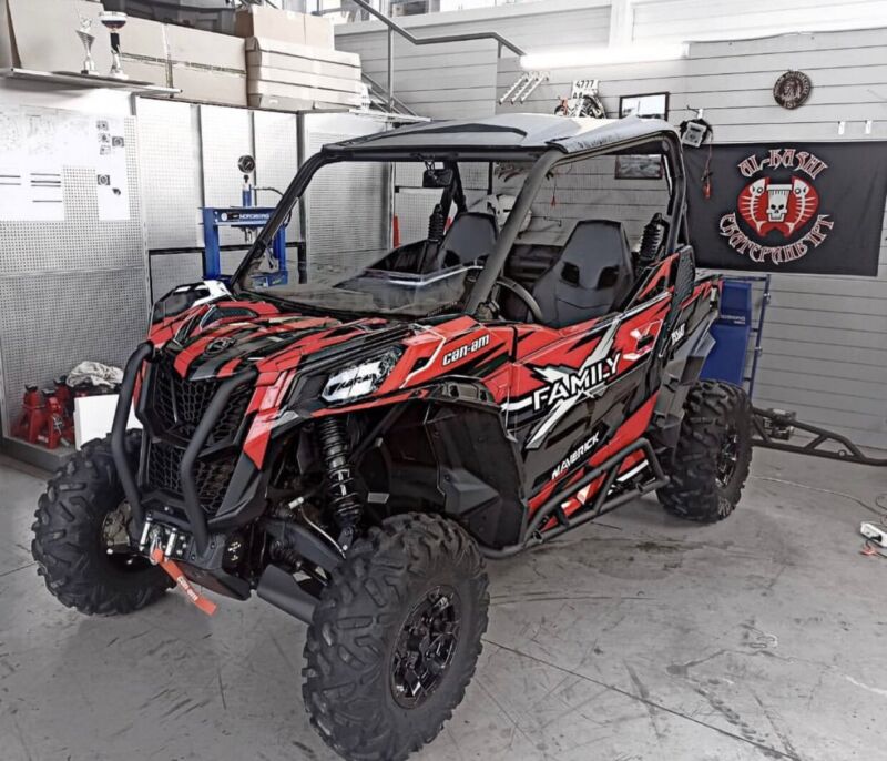 Powder CAN-AM · MAVERICK TRAIL/SPORT