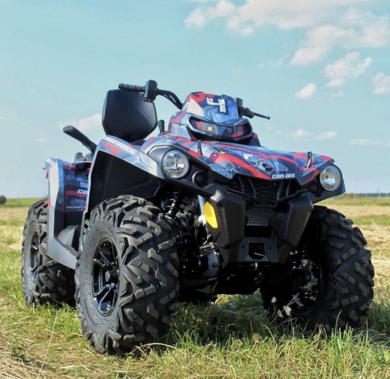 Индивидуальный дизайн CAN-AM · OUTLANDER G2L