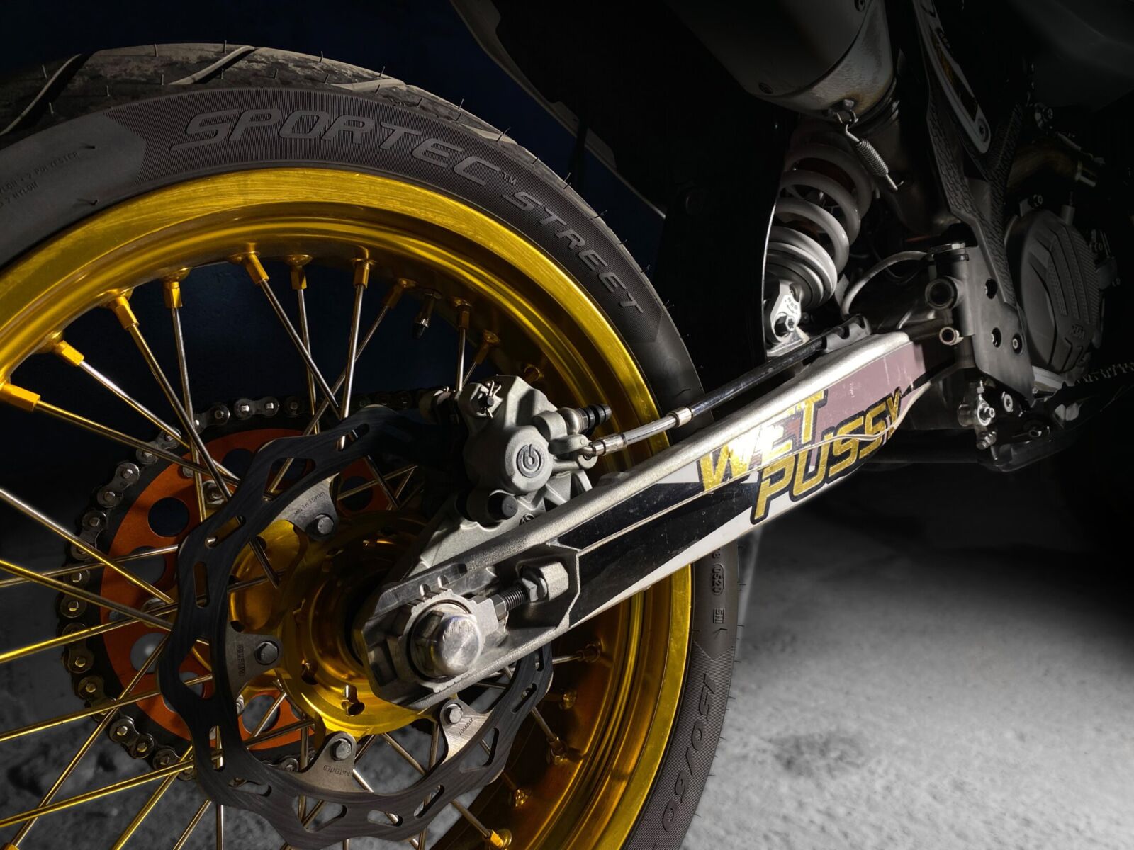 Индивидуальный дизайн на KTM