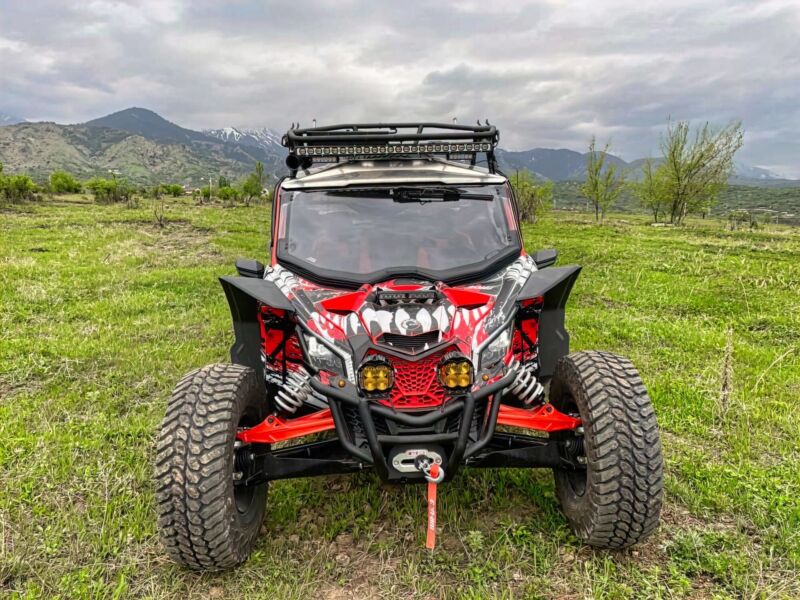 Venom CAN-AM · MAVERICK X3