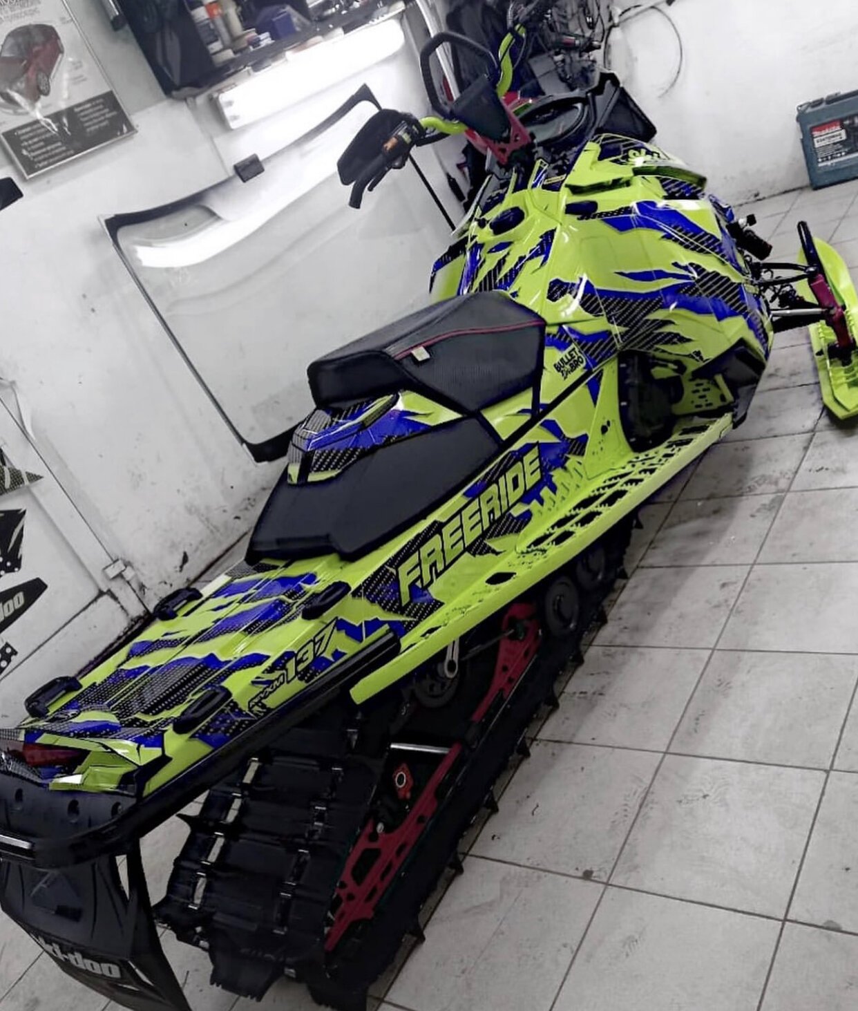 Grizzly на SKI-DOO REV-XM