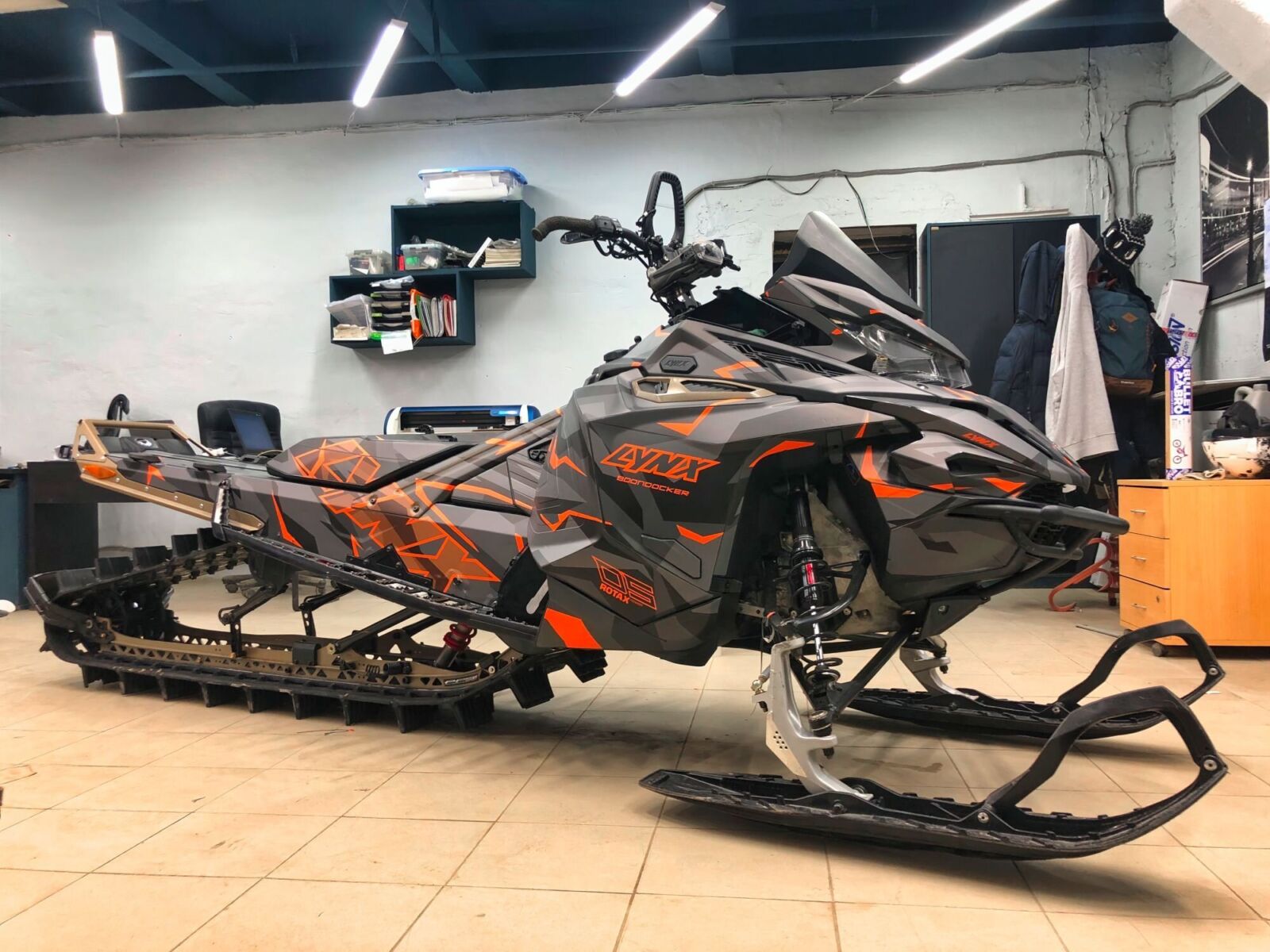 Dazzle Camo на LYNX RADIEN