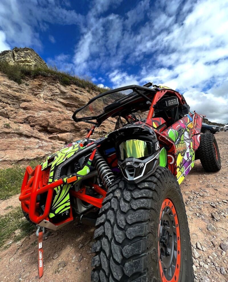 Crazy Rainbow CAN-AM · MAVERICK X3