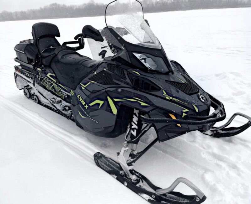 Dazzle Camo LYNX · L-XU