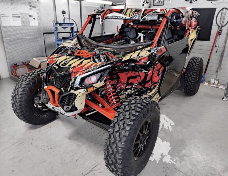 Venom CAN-AM · MAVERICK X3