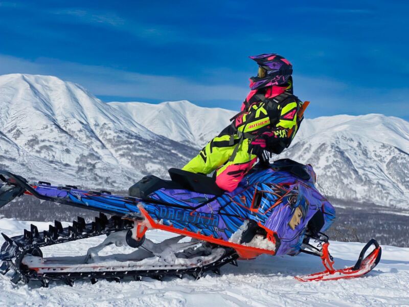 Индивидуальный дизайн SKI-DOO · REV-GEN4