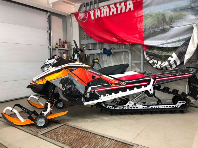 Индивидуальный дизайн SKI-DOO · REV-GEN4