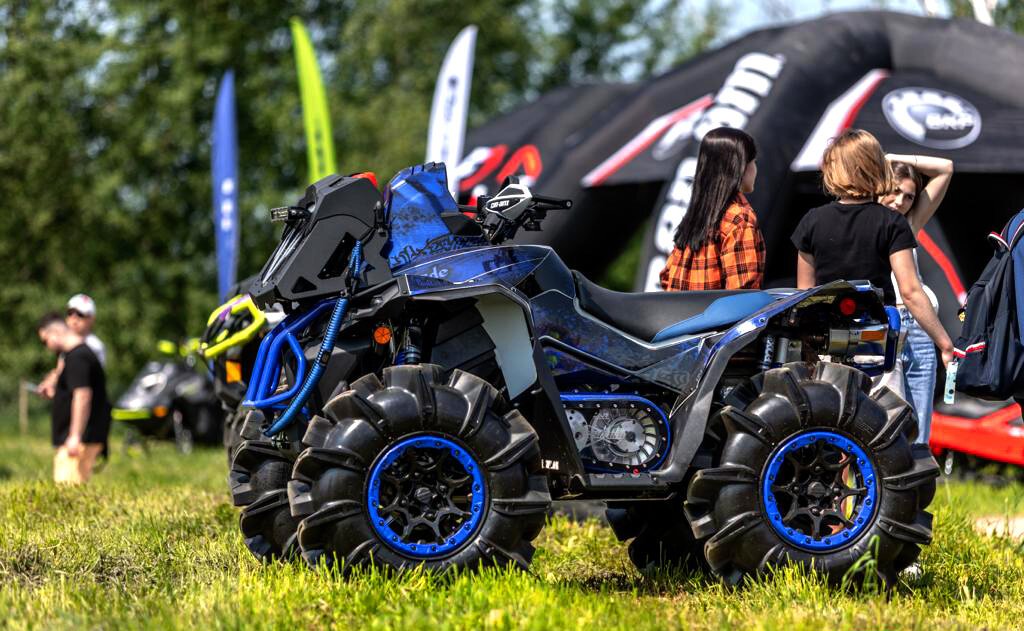 BlackLetter на CAN-AM RENEGADE G2