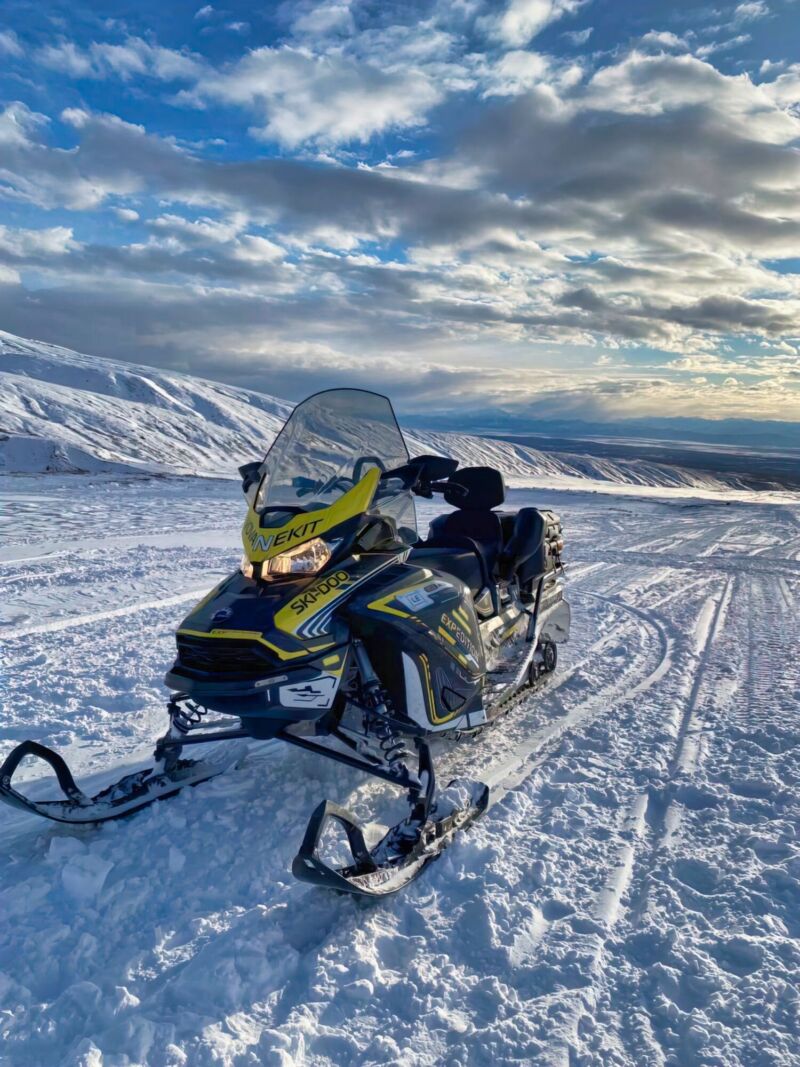 Индивидуальный дизайн SKI-DOO · REV-GEN4-WIDE