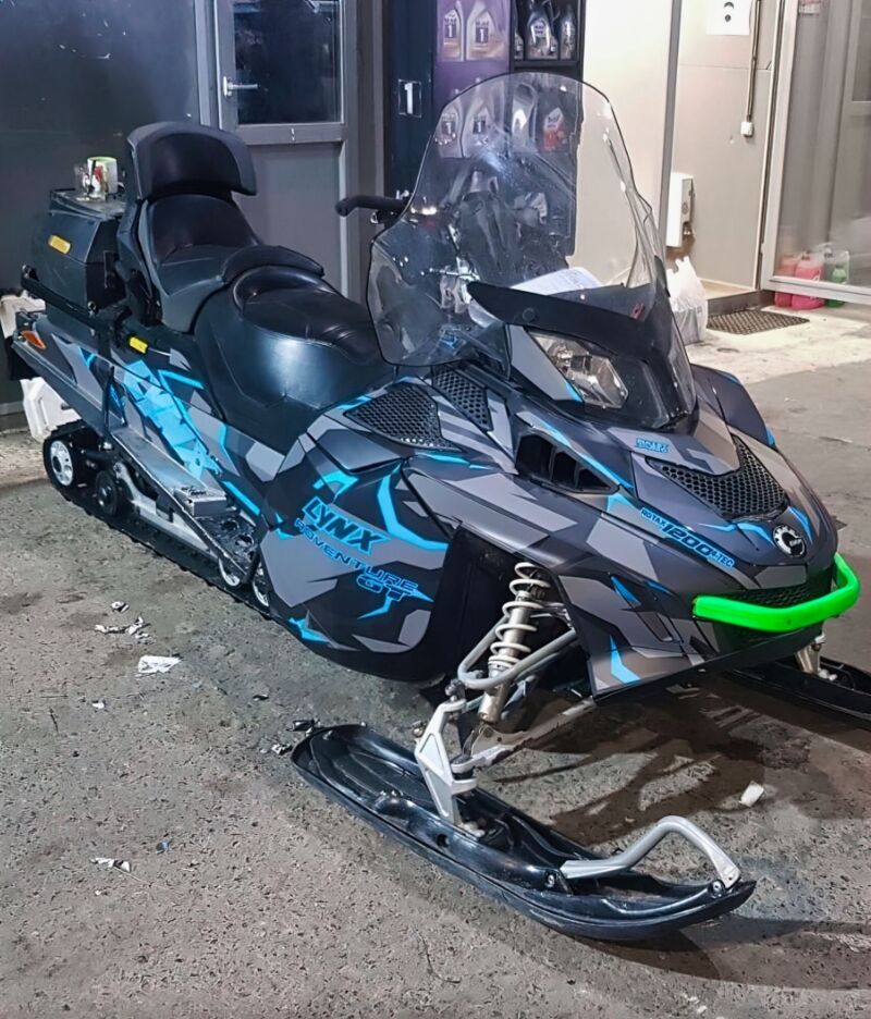Dazzle Camo LYNX · L-XU