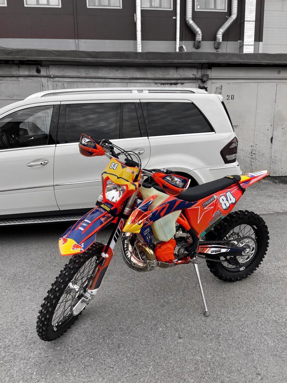 Индивидуальный дизайн на KTM