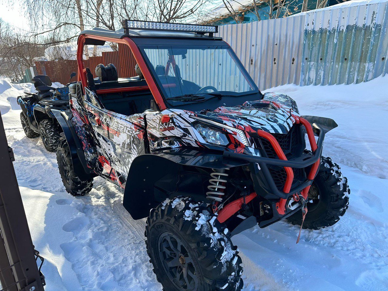 Venom на CAN-AM MAVERICK TRAIL/SPORT